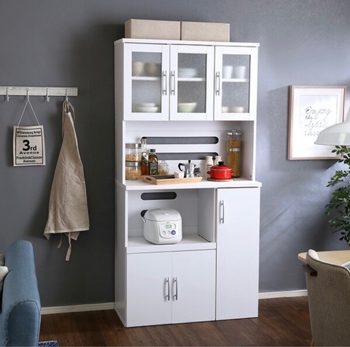 食器棚コンセント差しぐちあり 食器棚】コンセント差し込み口付き‼️ (姉妹ママ) 岩切の収納家具