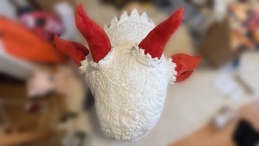 ポケモン　メラルバ　等身大ぬいぐるみ