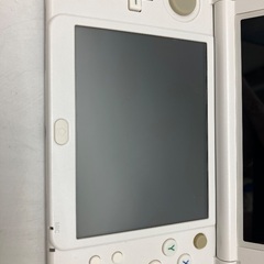 【トレファク足立扇店】Nintendo 3DS LL RED-001 充電器付 の画像