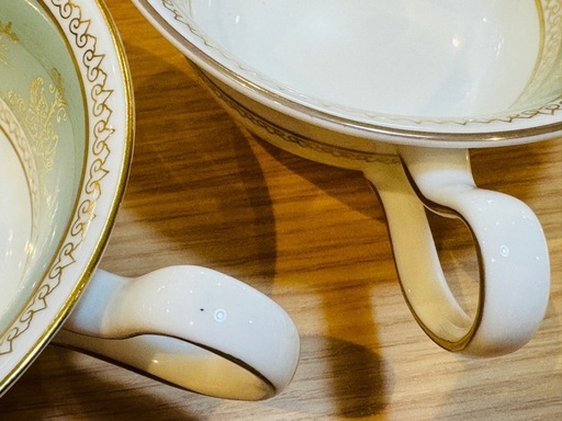 2A8020【ウエッジウッド】 コロンビア セージグリーン ピオニー トリオ