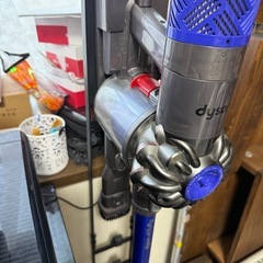 ダイソン掃除機V6の画像
