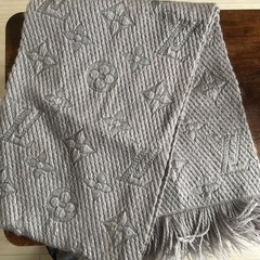 LVマフラーの画像