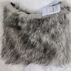 【新品】archives  ファーショルダーバッグ　アイボリーの画像