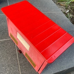 郵便ポストの画像