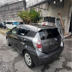 トヨタアクアの画像