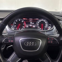 Audi A6 ドイツ高級車の画像