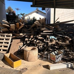古材 廃木材 廃材 燃料 薪 工作 材料  型枠　コンパネ 木臼の画像