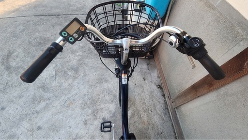 ヤマハ電動自転車   pas with 