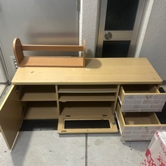 テレビ台の画像