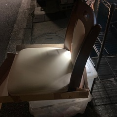 NEW GRAPE　回転イス　上の部分だけ　座椅子として使ってください。の画像