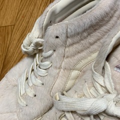 VANS ハイカット ファースニーカーの画像