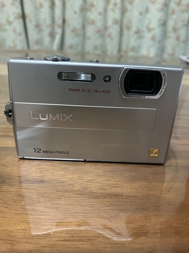 デジカメパナソニックLUMIX DMC-FP8 (jun) 西阿知のカメラ《デジタル
