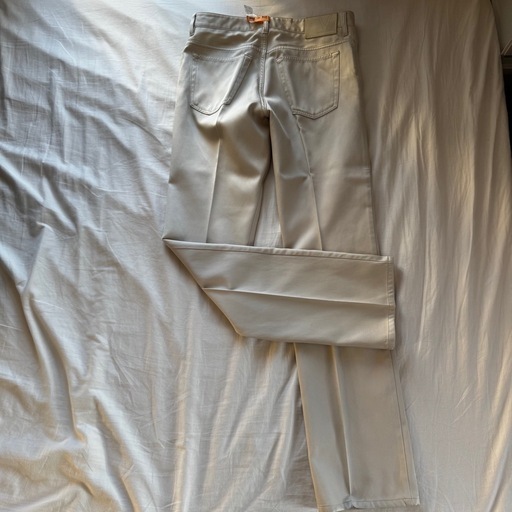 ほぼ新品ルイヴィトンストレートパンツ