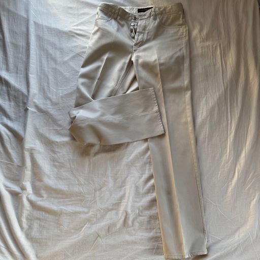ほぼ新品ルイヴィトンストレートパンツ