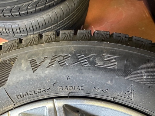 ●ほぼ新品  ブリザック  
VRX3    155\65R13  4本