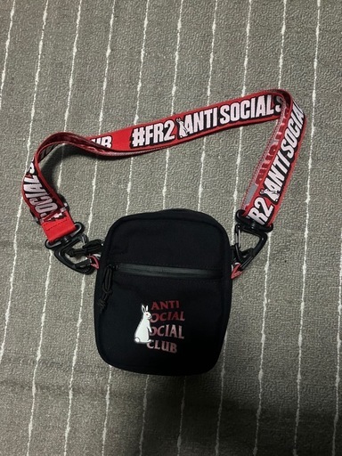 FR2のANTI SOCIAL SOCIAL CLUBコラボのカバン
