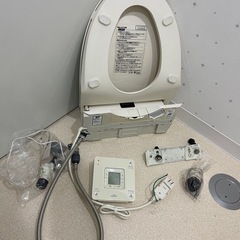 ウォシュレット2台（TOTOアプリコット）の画像