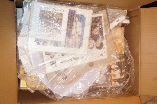 King&Prince関係 DVD・CD・カレンダー・ステッカー ・うちわ・サイリウム？など多数