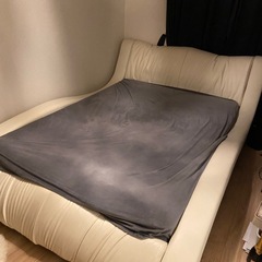 ベッドフレーム/ダブルの画像