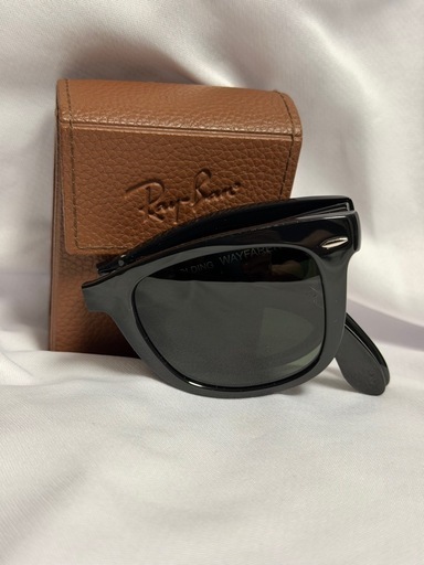Ray-Ban Wayfarer RB4105 折りたたみサングラス　ケース付