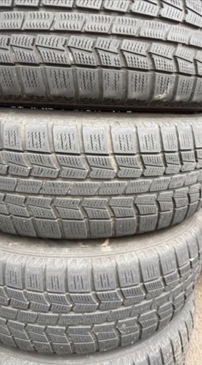 193/65R15 4本セットスタッドレス付きステップワゴン、ヴォクシー、ノアなど