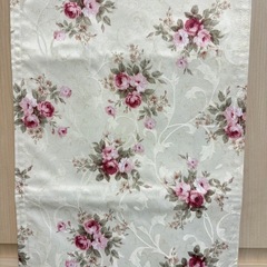 【🍈マーク2点900円】 テーブルランナー バラ ローズ 姿見鏡にも❁¨̮の画像