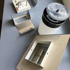 照明器具やトイレットペーパーホルダーなど（ジャンク ）の画像