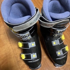 スキーブーツの画像