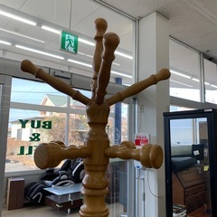 【ジモティー割引で最大15％OFF⭐️】 ポール ハンガー ラックの画像