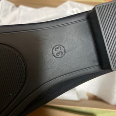 新品パンプス❤️21.5cmの画像