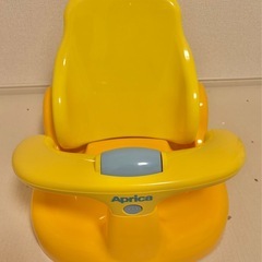 アップリカ　ベビーバスチェアの画像