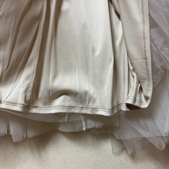 Aラインウェディングドレス ホワイト　前撮り　ロケーション撮影　フラワー　可愛いの画像