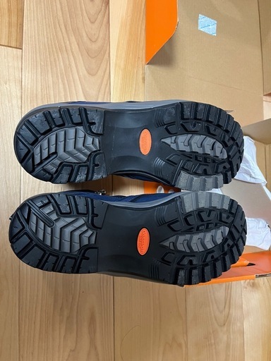 【新品　箱つき】Caravan キャラバン C1-02S ゴアテックス トレッキングシューズ　27.5EEE