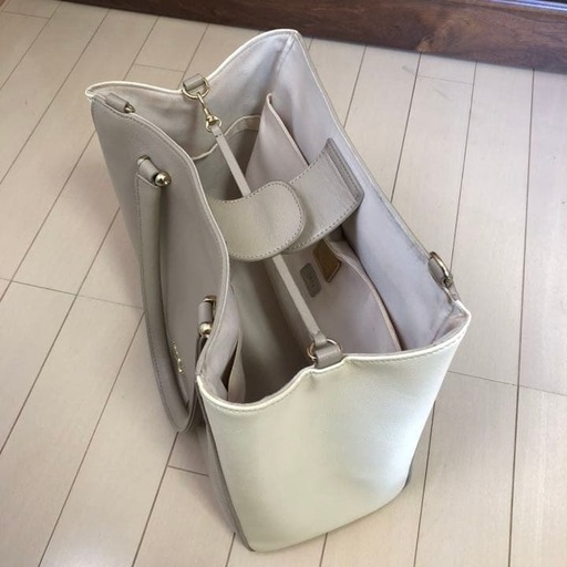 【限定品】Samantha Thavasa サマンサタバサ　本革トートバッグ