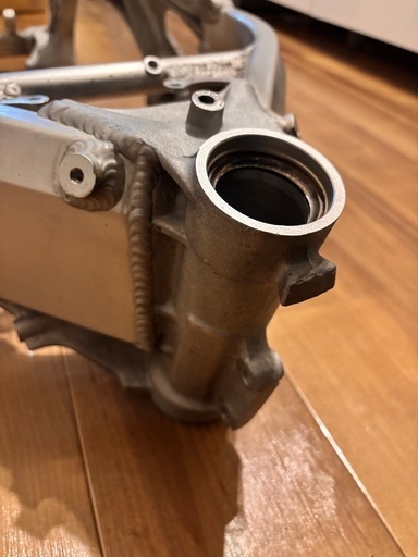 CBR250RR  MC22 前期フレーム CBR250RR MC22 前期フレームの通販｜godisfabrica.com