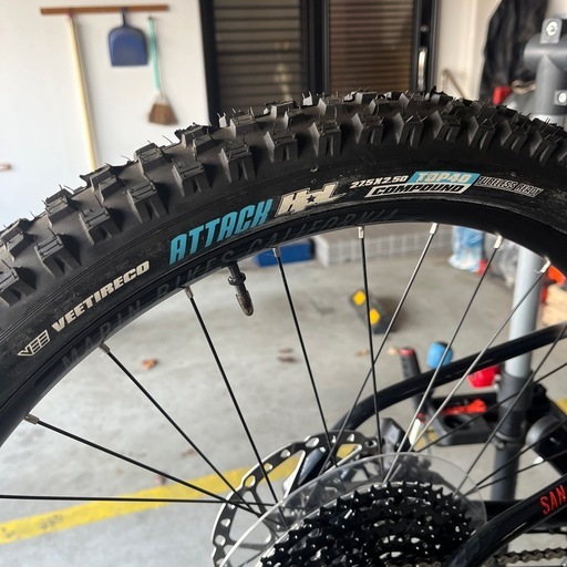未走行／完成車外し／ENDUROcore／チューブレスレディ 27.5×2.5