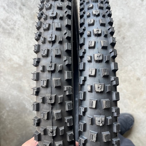 未走行／完成車外し／ENDUROcore／チューブレスレディ 27.5×2.5