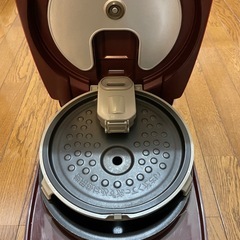 三菱IH炊飯ジャー炊飯器の画像