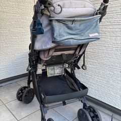お引渡し先決定済コンビ　ベビーカー　クロスゴー　エッグショックの画像