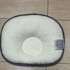 未使用　ドーナツ枕　ベビー枕　しましまぐるぐるの画像