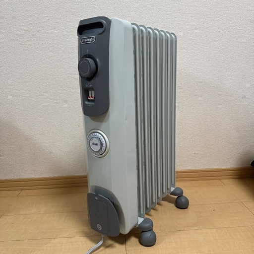 デロンギ オイルヒーター RHJ10F0812-SG 1200W（動作確認済） (までぃ