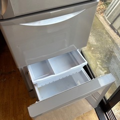 日立ノンフロン冷蔵庫の画像