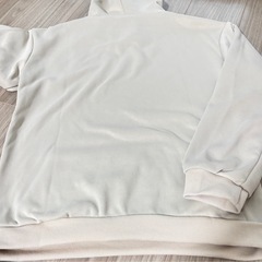 パーカー　ベージュ　起毛の画像