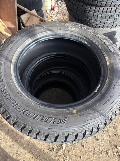 ヒデ、スタッドレスタイヤ BDM-1 BDM-2 215/65 R16 ヒデ様専用