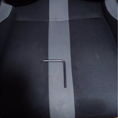  バウヒュッテ ゲーミングチェアの画像