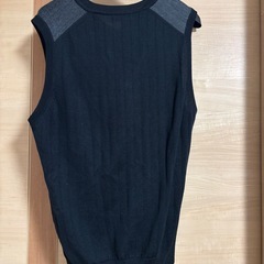 ニットベストの画像