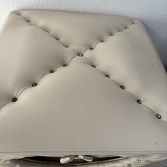 スツール・ドッグハウス一体型の画像