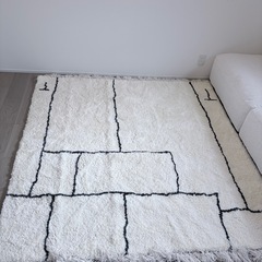 【新品】ベニオワレン風のラグ　W 185 × D 185 × H 2.5（フリンジ除く）の画像