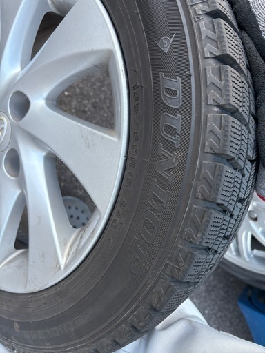 【引取り限定】国産スタッドレス 15インチ コンパクトカー
