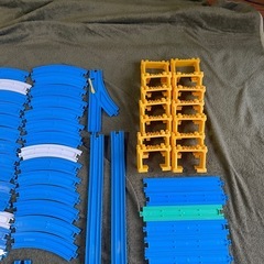 大量プラレール　レール、備品　約97点の画像